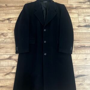 Classic Black Single-Breasted Wool Trench Coat